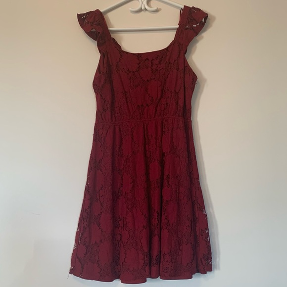 Monteau Burgundy Floral Lace Dress - Picture 2 of 4